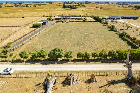 Photo of property in 106b Watt Livingstone Road, Westmere, Whanganui, 4574