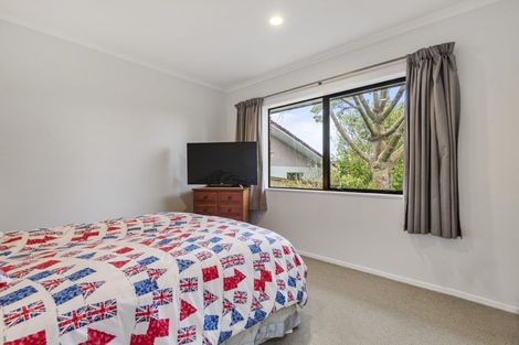 Photo of property in 276 Glenvar Road, Torbay, Auckland, 0630