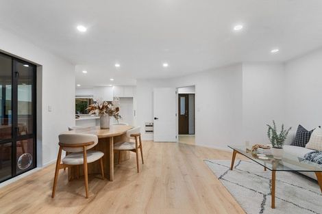 Photo of property in 15 Abingdon Court, Avonhead, Christchurch, 8042