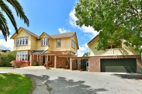 Photo of property in 141 Whangaparaoa Road, Red Beach, 0932