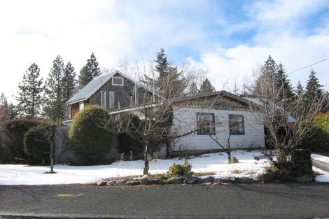 Photo of property in 33 Jollie Road, Twizel, 7901