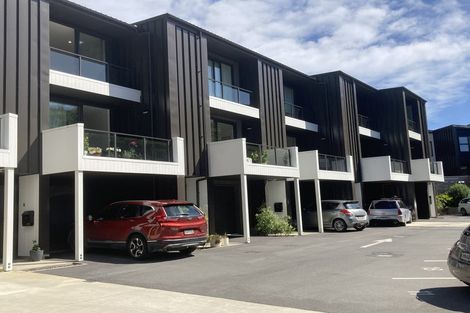 Photo of property in 17 Rua Kai Way, Brooklyn, Wellington, 6021