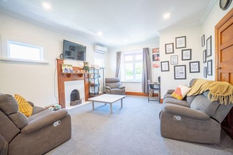 Photo of property in 26 Knowles Street, Terrace End, Palmerston North, 4410