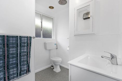 Photo of property in 2/65 Champion Street, Edgeware, Christchurch, 8013