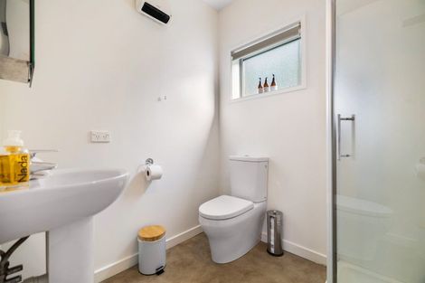 Photo of property in 129a Wynyard Crescent, Fernhill, Queenstown, 9300