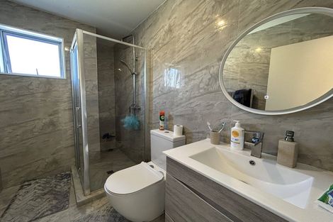 Photo of property in 13b Reynella Drive, Massey, Auckland, 0614