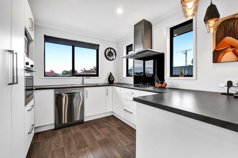 Photo of property in 14a Rosalind Street, Stratford, 4332