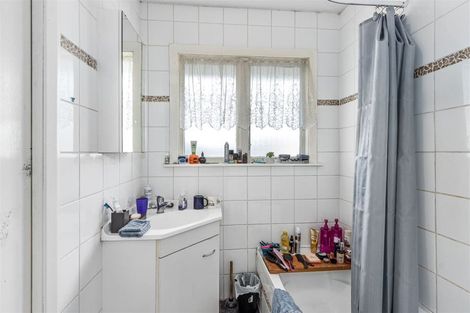 Photo of property in 6 Soberton Street, Aranui, Christchurch, 8061