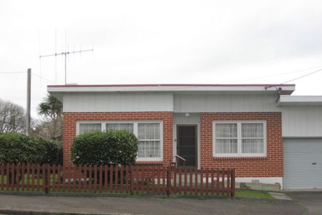 Photo of property in 75 Winchester Street, Levin, 5510