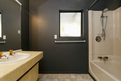 Photo of property in 8 Bracken Row, Rangatira Park, Taupo, 3330