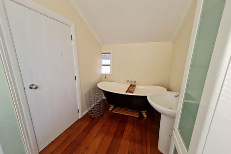 Photo of property in 81 Elizabeth Street, Mount Victoria, Wellington, 6011