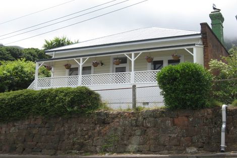 Photo of property in 4 Ripon Street, Lyttelton, 8082