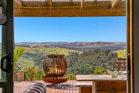 Photo of property in 663 Bickerstaffe Road, Maungaturoto, 0587