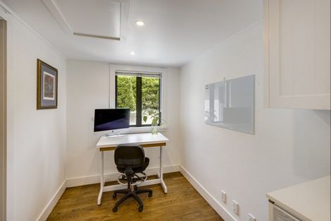 Photo of property in 43 Greenwood Road, Havelock North, 4130