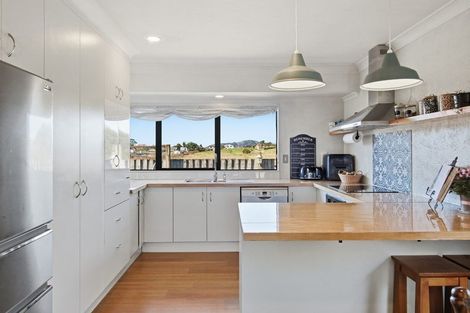 Photo of property in 118 Haukore Street, Hairini, Tauranga, 3112