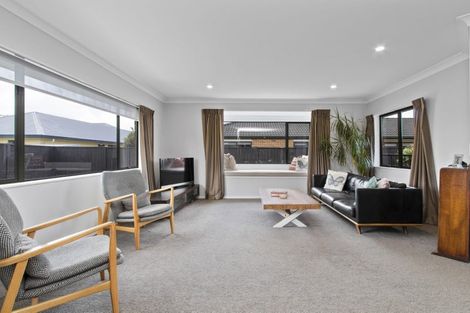 Photo of property in 5 Guildford Place, Rototuna North, Hamilton, 3210