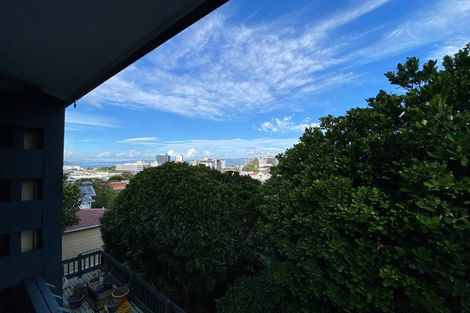 Photo of property in 6/219 Grant Road, Thorndon, Wellington, 6011