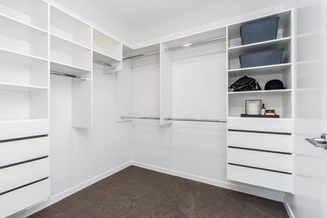 Photo of property in 104 Kaurinui Crescent, One Tree Point, 0118