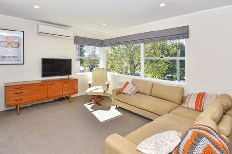 Photo of property in 77 Opaheke Road, Opaheke, Papakura, 2113