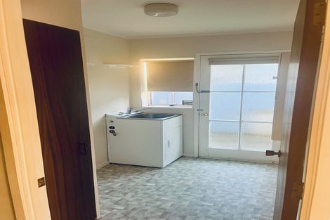 Photo of property in 1/5 Napoleon Avenue, Milford, Auckland, 0620