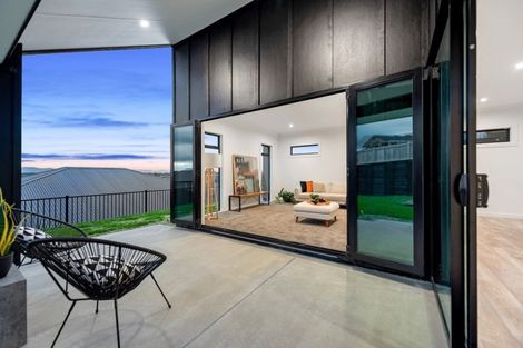 Photo of property in 8 Rose Berry Crescent, Flagstaff, Hamilton, 3210