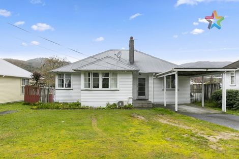 Photo of property in 133 George Street, Stokes Valley, Lower Hutt, 5019