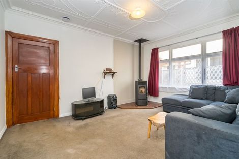 Photo of property in 129 Macandrew Road, South Dunedin, Dunedin, 9012