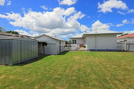 Photo of property in 215 Mayfair Avenue, Mayfair, Hastings, 4122