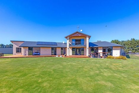 Photo of property in 120 Glews Road, Cust, Rangiora, 7471