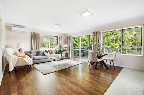 Photo of property in 18 Contessa Drive, Glenfield, Auckland, 0629