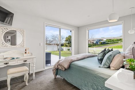 Photo of property in 1 Avon Rise, Welcome Bay, Tauranga, 3112