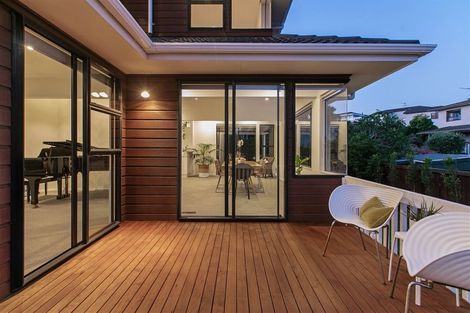 Photo of property in 2/77 East Coast Road, Castor Bay, Auckland, 0620