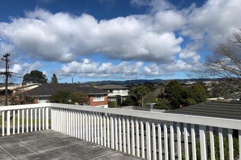 Photo of property in 2 Marie Crescent, Te Atatu South, Auckland, 0610