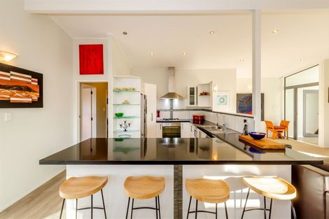 Photo of property in 109 Seaview Road, Paraparaumu Beach, Paraparaumu, 5032