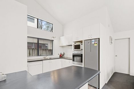 Photo of property in 65a Stratford Road, Manurewa, Auckland, 2105