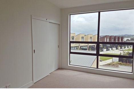 Photo of property in 254 Hobsonville Point Road, Hobsonville, Auckland, 0616