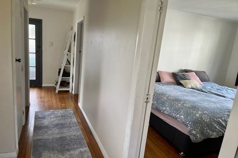 Photo of property in 15 Wiremu Place, Blagdon, New Plymouth, 4310