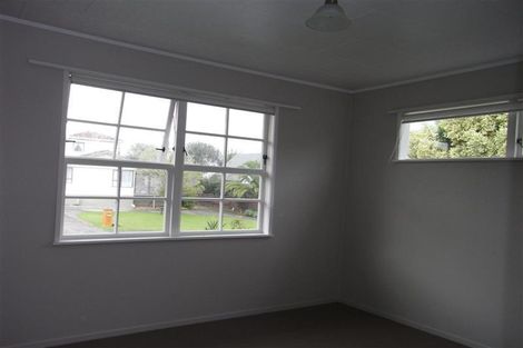 Photo of property in 14 Cairngorm Place, Highland Park, Auckland, 2010