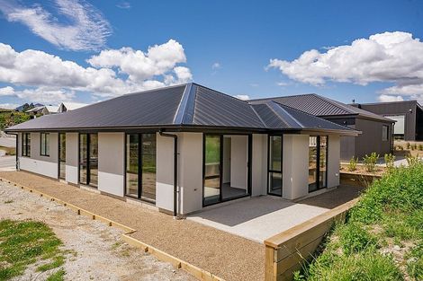 Photo of property in 201 Aubrey Road, Wanaka, 9305