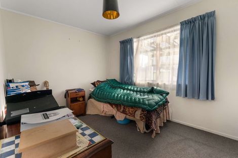 Photo of property in 15 Dickens Street, Owhata, Rotorua, 3010