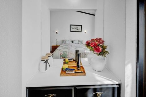 Photo of property in 15 Kowhai Street, Hawera, 4610