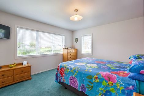 Photo of property in 39 Pukeko Way, Kinloch, Taupo, 3377