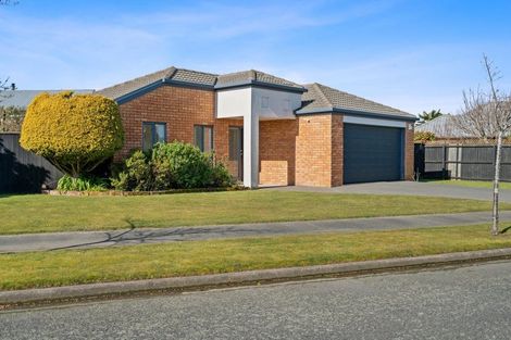 Photo of property in 8 Arkwright Place, Halswell, Christchurch, 8025