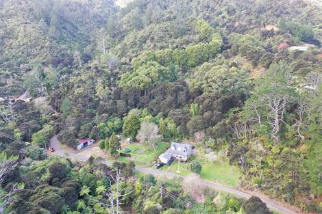 Photo of property in 761 Driving Creek Road, Coromandel, 3583