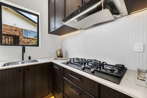 Photo of property in 202 Clovelly Road, Bucklands Beach, Auckland, 2012