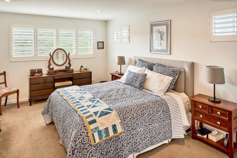 Photo of property in 21 Pendennis Point, Camborne, Porirua, 5026