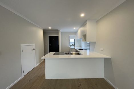 Photo of property in 8/125b Metcalfe Road, Ranui, Auckland, 0612