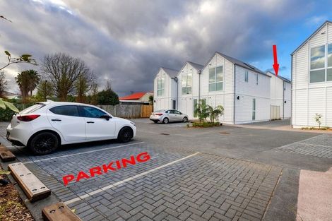 Photo of property in 4 Titoki Close, Matakana, 0985