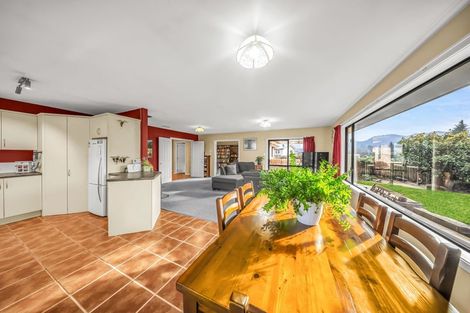 Photo of property in 114 Govan Drive, Te Anau, 9600