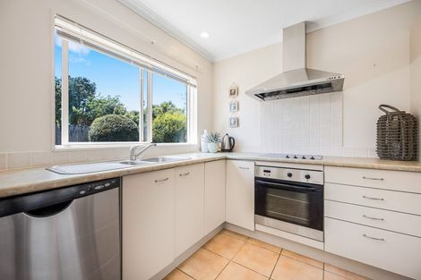 Photo of property in 49 Espalier Drive, Henderson, Auckland, 0612